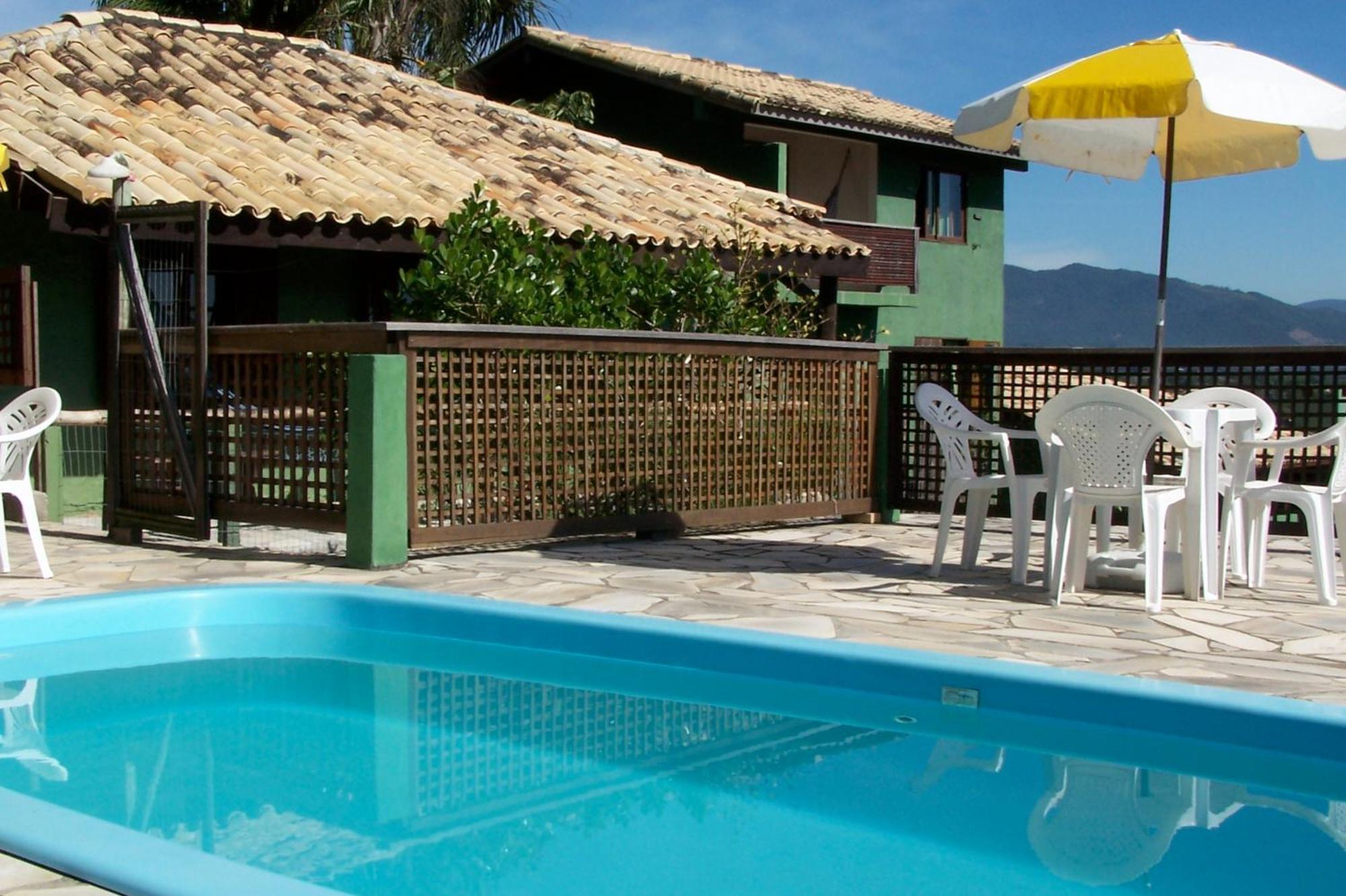 Pousada Vale Verde Bungalows - Praia Do Rosa - Sc Esterno foto
